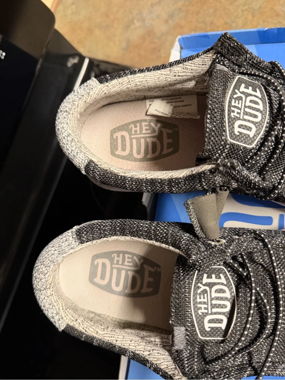 Hey Dude casual slip